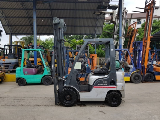 1.5ตัน เครื่อฝเบนซิล+แก๊ส เกียร์ธรรมดา เสาสูง4.5เมตร ติดตั่งชุดงาเท(ของตรงรุ่นไม่ใช่แบบเกาะของจีนนะครับ☎️083-062-0223(ปอน)