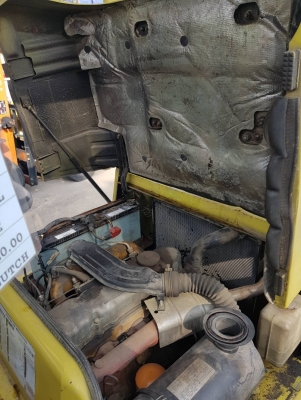 MITSUBISHI FD25 เครื่องดีเซล ดกียร์ธรรมดา เสาสูง3เมตร รถนำเข้าพร้อมใช้งาน สนใจติดต่อ083-062-0223(ปอน)