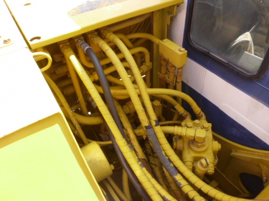 Komatsu PC60-6 นำเข้าจากญี่ปุ่น โทร. 080-6565422 (หนิง)