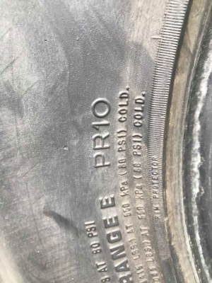 ขาย BF 265/75/16 ปี14 ผ้าใบ10ชั้น ดอกเต็มๆ