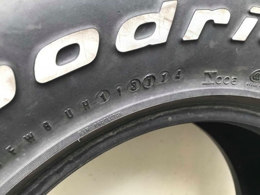 ขาย BF 265/75/16 ปี14 ผ้าใบ10ชั้น ดอกเต็มๆ