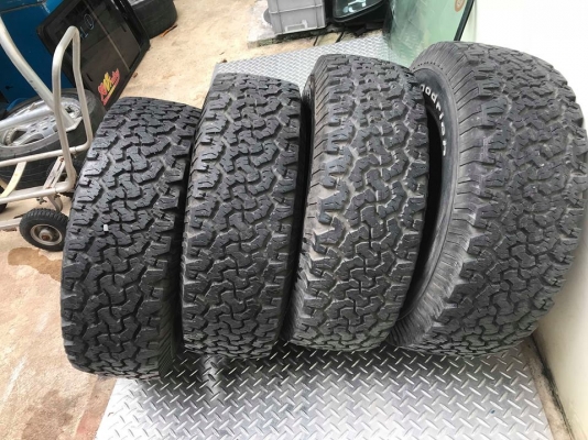 ขาย BF 265/75/16 ปี14 ผ้าใบ10ชั้น ดอกเต็มๆ