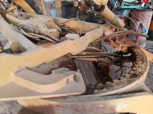 ขายรถเกรด CAT 12G เครื่องไดเล็ก 10Z สภาพพร้อมไช้