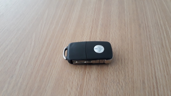 กุญแจรีโมท VW แท้ รุ่น3ปุ่ม