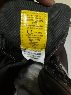 ขายรองเท้าหุ้มข้อหัวเหล็ก แบรนด์SAFETY JOGGER Size7.5US(ลดราคาเหลือ1100รวมส่ง)