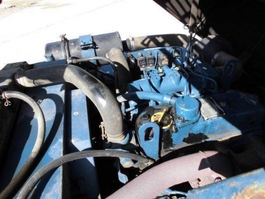 รถญี่ปุ่นเกรดA ขายถูก รถตักเอวอ่อน YANMAR V3 นำเข้าจากญี่ปุ่น โทร.090-986-2521 อ๊อบ