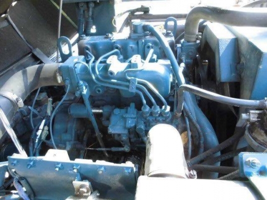รถญี่ปุ่นเกรดA ขายถูก รถตักเอวอ่อน YANMAR V3 นำเข้าจากญี่ปุ่น โทร.090-986-2521 อ๊อบ