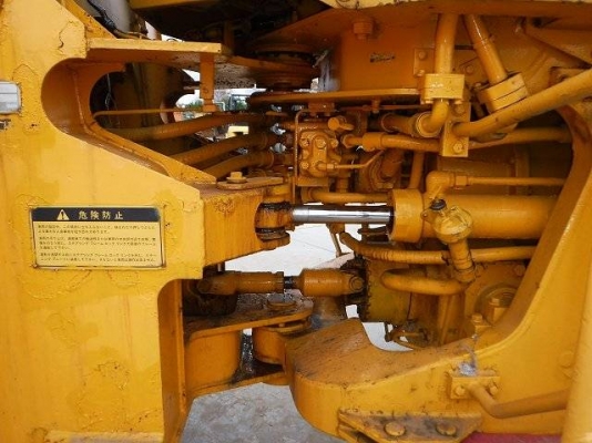 รถตัก เก่านอก ขายถูก CAT 936E ซีเรียลสูง 2,000++ นำเข้าจากญี่ปุ่น โทร.090-986-2521 อ๊อบ