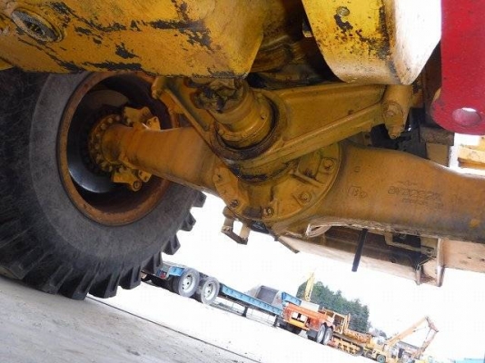 รถตัก เก่านอก ขายถูก CAT 936E ซีเรียลสูง 2,000++ นำเข้าจากญี่ปุ่น โทร.090-986-2521 อ๊อบ