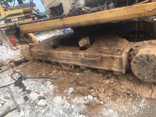 ขายด่วน เฟลมล่างCAT320V2