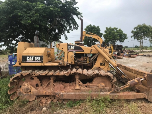 ขายแทรกเตอร์DCE