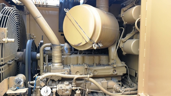 รถตัก เก่านอก ขายถูก CAT 936 เก่าญี่ปุ่นแท้ สภาพสวย ราคาไม่แพง โทร.090-986-2521 อ๊อบ