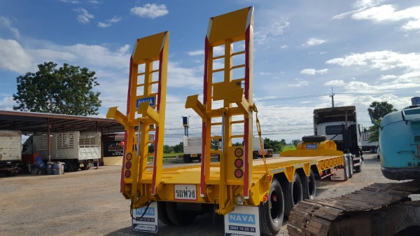 ???? ชอบทักพ่อค้าด่วนเลยจร้า ขาย หัวลาก ISUZU GXZ 360 แรงม้า ปี 56 พร้อมหางโรเบตสามเพลาของใหม่ รถสวย
