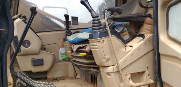 CAT 311 V2 ไฟฟ้าครบ ระะบบดีเอวแน่น ช่วงล่างเต็ม อินวอยน์ CAT 311 V2 ไฟฟ้าครบ ระะบบดีเอวแน่น ช่วงล่างเต็ม อินวอยน์