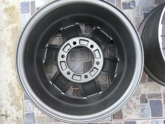 ล้อแมกซ์กระบะ stingrey2 ขอบ15กว้าง7.5 et-5  ทำสีมาใหม่ ไม่คด ไม่มีซ่อม พร้อมใช้ส่งได้ทั่วไทย