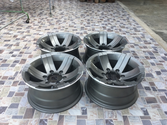 ล้อแมกซ์กระบะ stingrey2 ขอบ15กว้าง7.5 et-5  ทำสีมาใหม่ ไม่คด ไม่มีซ่อม พร้อมใช้ส่งได้ทั่วไทย