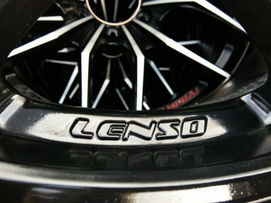 ขายแม็กLENSO SAMURAI 6รู ขอบ20 พร้อมยาง 265/50R20 ดีสโตน ปลายปี17 ตุ่มยางให้ยังอยู่ทุกเส้นคุ้มสุดเหม
