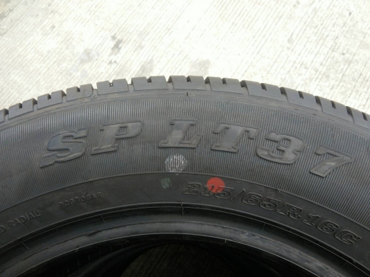 ขายยางถอดป้ายแดง 215/65R16 DUNLOP ปี18 ตุ่มหน้ายางเส้นสีอยู่ครบคุ้มสุดๆ ชุดละ 7900 บาท