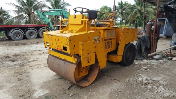 ขายรถบด BOMAG-BW121AC หน้าเหล็ก หลังยาง