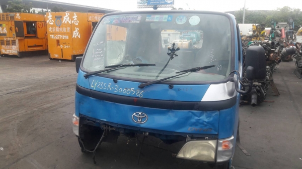 หัวเก๋ง TOYOTA 4-6 ล้อขนาดเล็ก