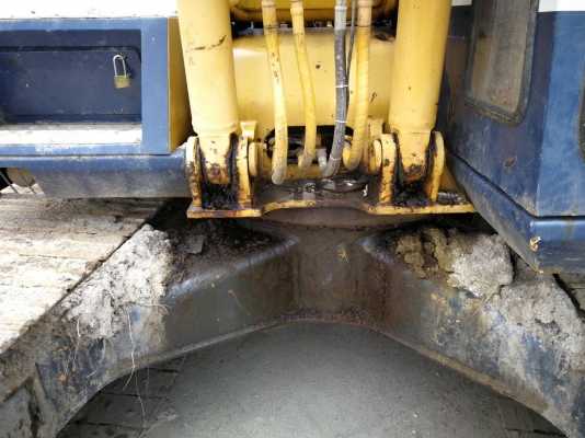 Komatsu Pc100-3 สวยเต็ม พร้อมลุย ช่วงล่างเต็ม แอร์มี ทุกระบบทำงานเต็ม