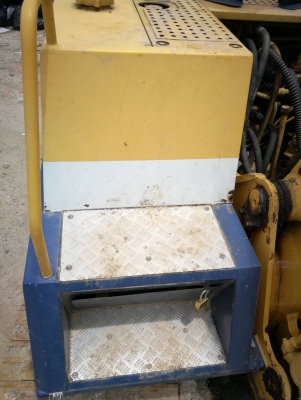 Komatsu Pc100-3 สวยเต็ม พร้อมลุย ช่วงล่างเต็ม แอร์มี ทุกระบบทำงานเต็ม