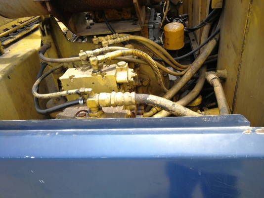 Komatsu Pc100-3 สวยเต็ม พร้อมลุย ช่วงล่างเต็ม แอร์มี ทุกระบบทำงานเต็ม