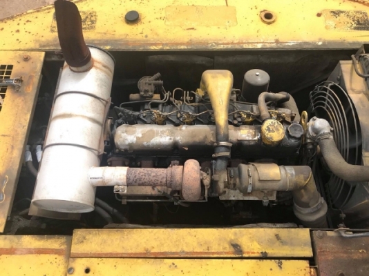 ขายรถขุด KOBELCO SK220 MARK 3 หัวแม่เหล็ก รถนอกนำเข้าเองจากญี่ปุ่น สภาพสวยพร้อมใช้ มีVDOการทำงานครับ