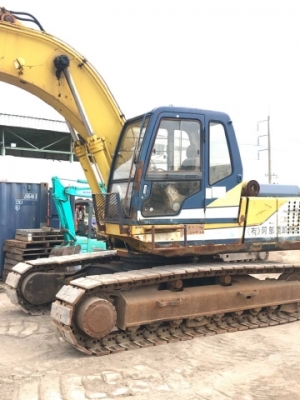 ขายรถขุด KOBELCO SK220 MARK 3 หัวแม่เหล็ก รถนอกนำเข้าเองจากญี่ปุ่น สภาพสวยพร้อมใช้ มีVDOการทำงานครับ