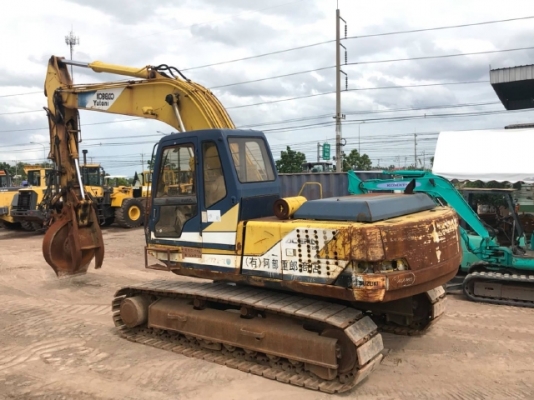 ขายรถขุด KOBELCO SK220 MARK 3 หัวแม่เหล็ก รถนอกนำเข้าเองจากญี่ปุ่น สภาพสวยพร้อมใช้ มีVDOการทำงานครับ