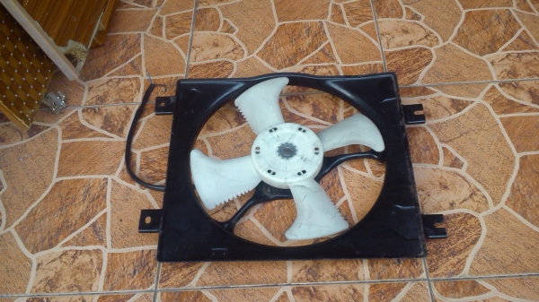 พัดลมหม้อน้ำ โครงเหล็ก Mitsuba