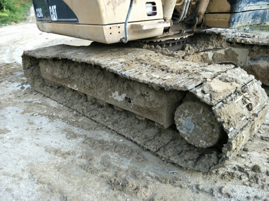 ขายรถแบคโฮ CAT 320 C เอกสารอินวอย ราคา 980000