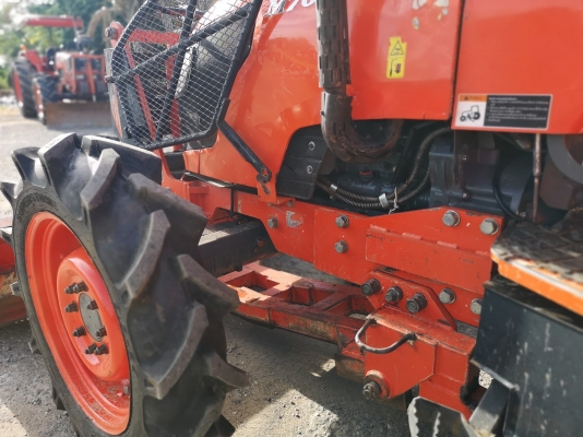 ❥สินค้าเข้าใหม่จ้าๆ????????รุ่นM7040 ชั่วโมงทำงาน1541ชม เครื่องดีเกียร์ดี ราคา570000บาท ปี57อุปกรณ์2ชิ้นใบดันหน้า+ผาน บริการจัดส่งฟรี ↠↠สนใจติดต่อสอบถาม↠0906910337 ⛽️พิกัดร้าน ส.เจริญแทรกเตอร์ อ. บางระกำ จ. พิษณุโลก