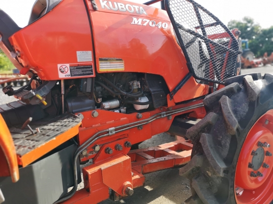 ❥สินค้าเข้าใหม่จ้าๆ????????รุ่นM7040 ชั่วโมงทำงาน1541ชม เครื่องดีเกียร์ดี ราคา570000บาท ปี57อุปกรณ์2ชิ้นใบดันหน้า+ผาน บริการจัดส่งฟรี ↠↠สนใจติดต่อสอบถาม↠0906910337 ⛽️พิกัดร้าน ส.เจริญแทรกเตอร์ อ. บางระกำ จ. พิษณุโลก