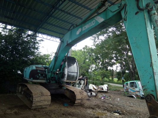 รถแบคโฮ KOBELCO SK200 M5