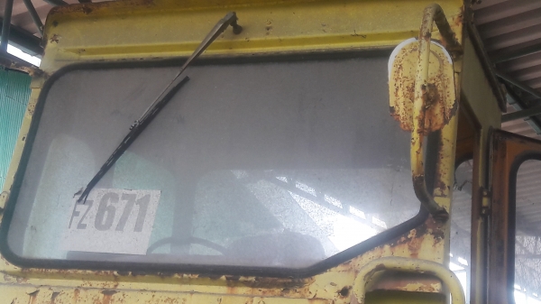 ขายรถตักเอวอ่อน komatsu-JH63รถนอกเก่าไม่ได้ใช้งาน 390,000บาท