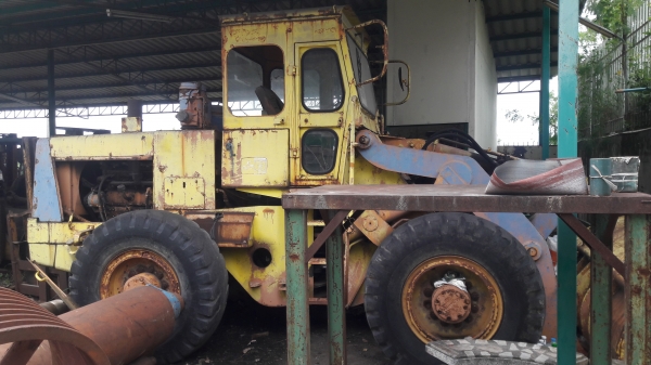 ขายรถตักเอวอ่อน komatsu-JH63รถนอกเก่าไม่ได้ใช้งาน 390,000บาท