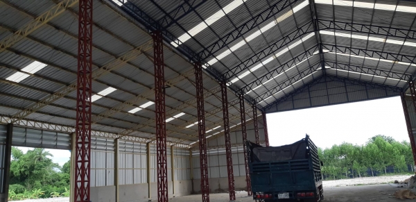 ขายที่ดินพร้อมโรงงาน ใหม่ พร้อมหอพัก