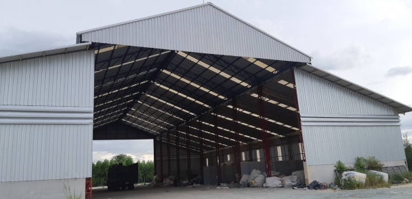 ขายที่ดินพร้อมโรงงาน ใหม่ พร้อมหอพัก