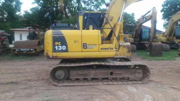 ขาย 1,490,000 KOMATSU pc 130-8 เล่มทะเบียน ทำงาน 8,000 ชม. ไฟฟ้าครบ เครื่องดี ปั้มแรง เอวแน่น ช่วงล่างสวย รถสวยพร้อมใช้เอกสารพร้อมโอน รถอยู่ นครสวรรค์ 090-772-3710 090-772-3708