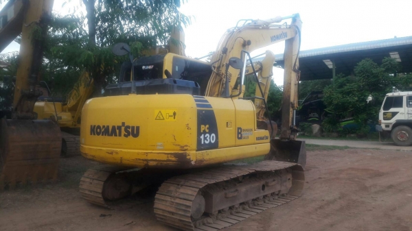 ขาย 1,490,000 KOMATSU pc 130-8 เล่มทะเบียน ทำงาน 8,000 ชม. ไฟฟ้าครบ เครื่องดี ปั้มแรง เอวแน่น ช่วงล่างสวย รถสวยพร้อมใช้เอกสารพร้อมโอน รถอยู่ นครสวรรค์ 064-191-1112