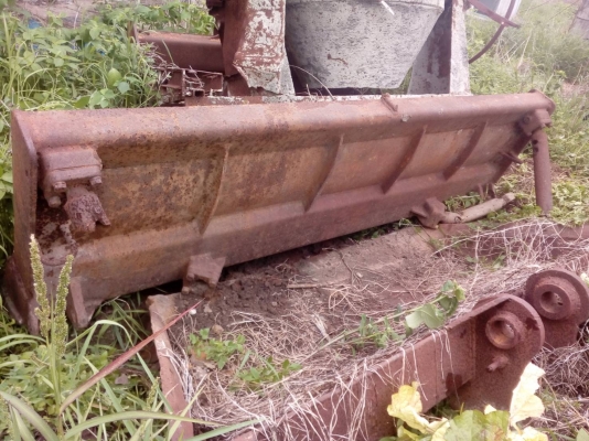 ขายใบมีด D-4.สภาพตามรูป ขายไม่แพงครับ