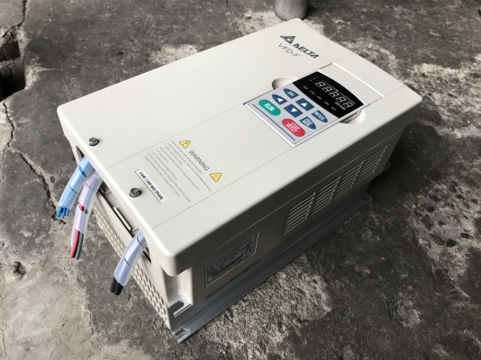 ขาย Inverter Delta ปรับรอบมอเตอร์ 7.5HP. 380V สภาพสวยมากตัดตู้ พร้อมใช้งาน ขาย Inverter Delta ปรับรอบมอเตอร์ 7.5HP. 380V สภาพสวยมากตัดตู้ พร้อมใช้งาน