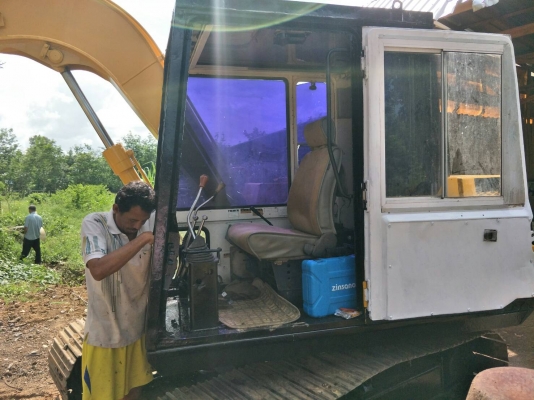 KOMATSU PC 60-5 รถสภาพพร้อมใช้ราคคา 420,000 ตรัง