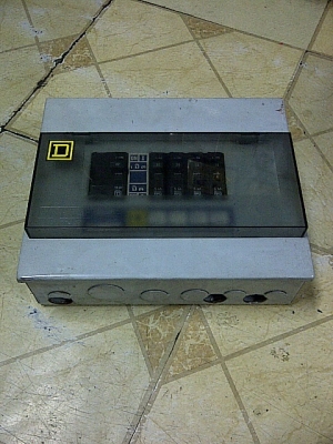 ขาย..ตู้เซอร์กิตสแควรดี