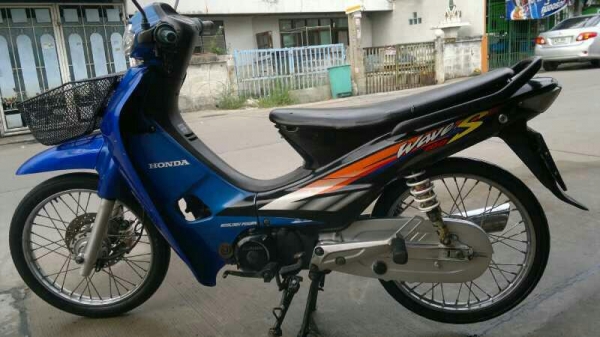 wave 100s ปลายปี 46 ไมล์ลาย 15500 บาท