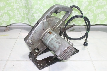 เลื่อยวงเดือน ขนาด10 นิ้ว ยี่ห้อ hitachi ราคาไม่แพงพร้อมใช้งาน เลื่อยวงเดือน ขนาด10 นิ้ว ยี่ห้อ hitachi ราคาไม่แพงพร้อมใช้งาน