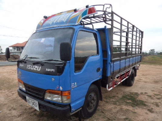 ขายรถ6ล้ออีซูซุหัวการ์ตูนNKR เครื่อง120แรงฝาขาว สภาพสวยๆพร้อมใช้งานคับ