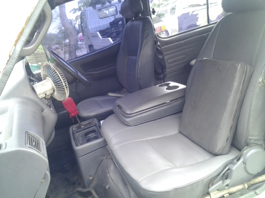 Toyota หัวจรวด ปี90 เครื่อง2500 ดีเซล พวงมาลัยเพาเวอร์ Toyota หัวจรวด ปี90 เครื่อง2500 ดีเซล พวงมาลัยเพาเวอร์