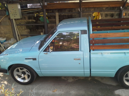 รถเรโท DATSUN720